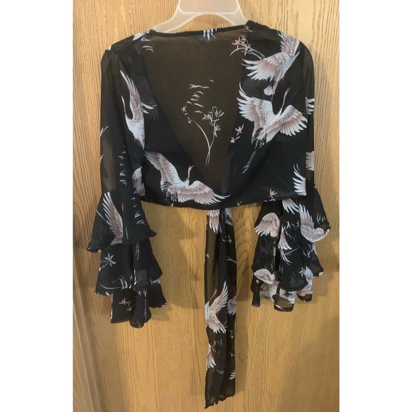 L’atiste by Amy 2-piece tie crop top and shorts set (small) - Picture 6 of 8